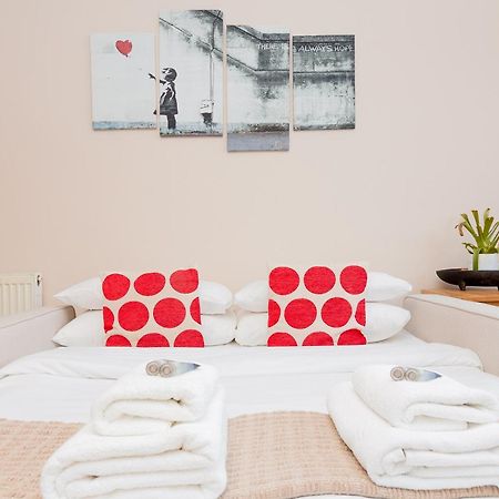 런던 2Br Balcony, Battersea, 5Min Clapham Junction St 아파트 외부 사진